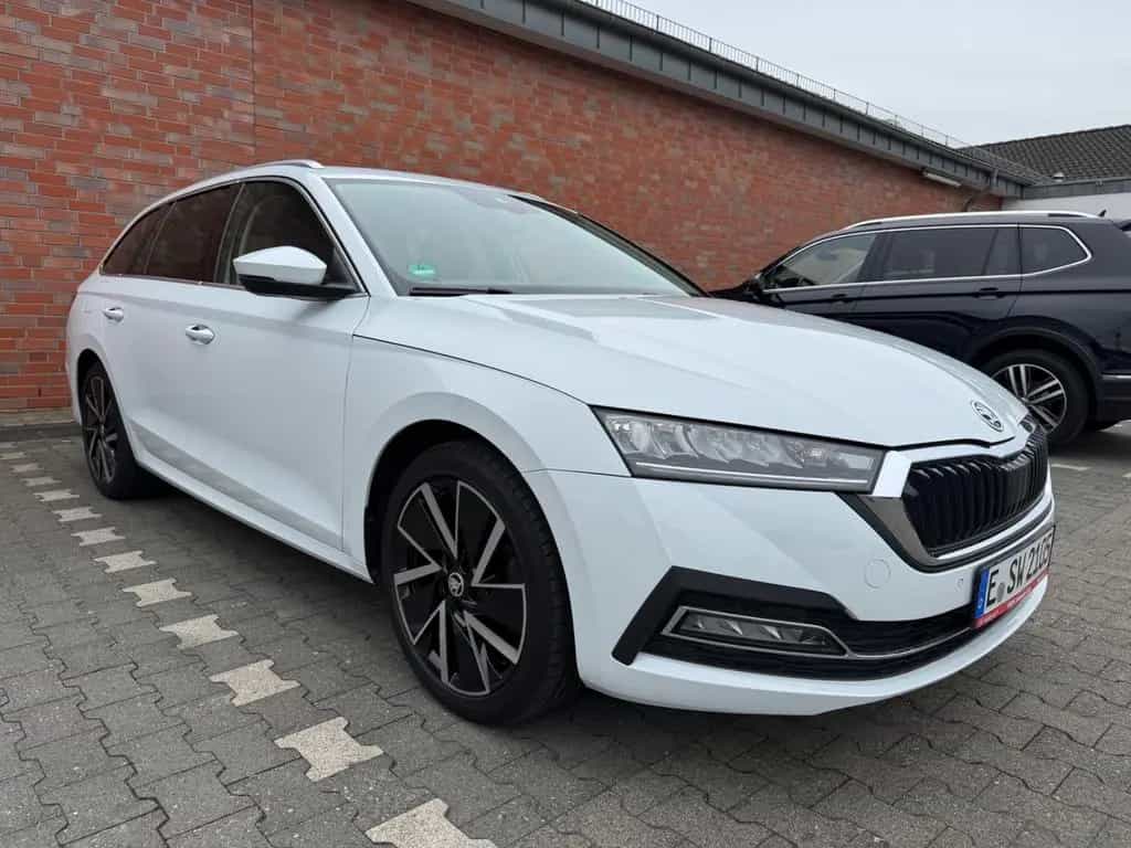 Skoda Octavia 1.5 TSI ACT FIRST EDITION COMBI FIRS... 07/2020-photo-1
