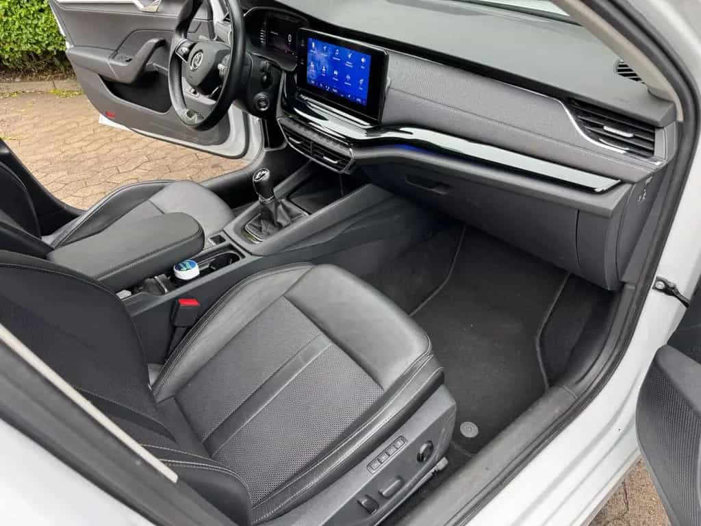 Skoda Octavia 1.5 TSI ACT FIRST EDITION COMBI FIRS... 07/2020-photo-6