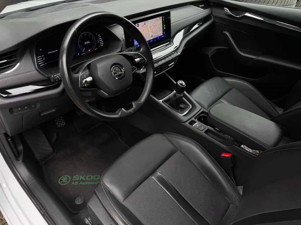Skoda Octavia 1.5 TSI ACT FIRST EDITION COMBI FIRS... 07/2020-photo-9
