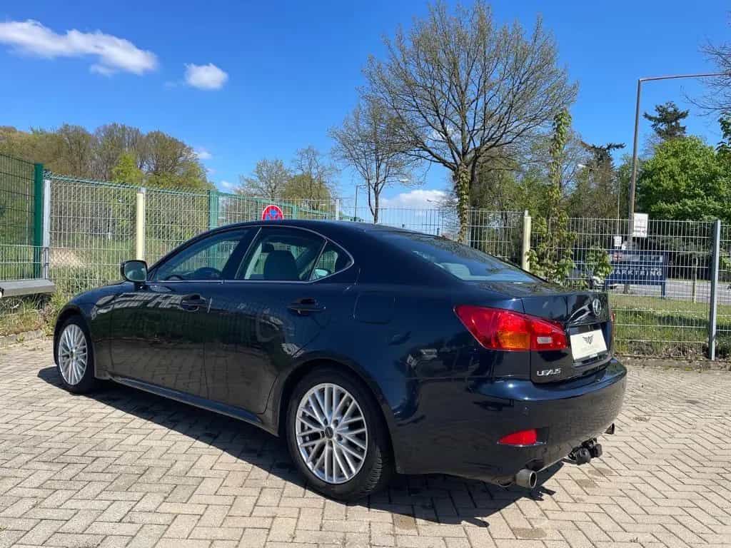 Lexus IS 250 Luxury Line Automatik~Reifen Neu/Bi-Xenon 02/2006-photo-10