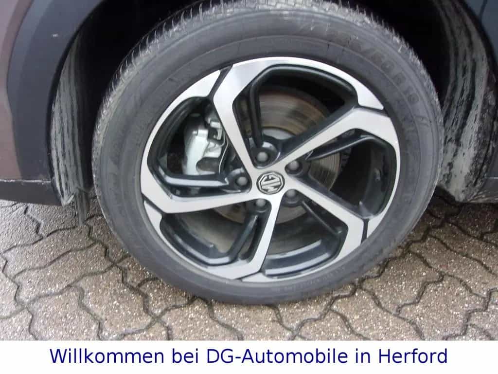MG HS Luxury 1,5T Autom,360°Cam,Sitzh,e.Pdach,LED 06/2024-photo-24