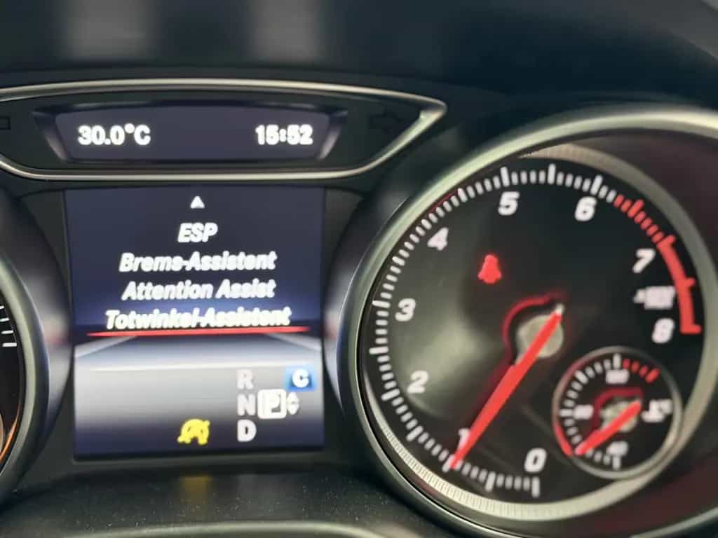 Mercedes-Benz CLA 220 Shooting Brake CLA 220 4MATIC/SB/PANO/DISTRONIC+ 08/2017-photo-31