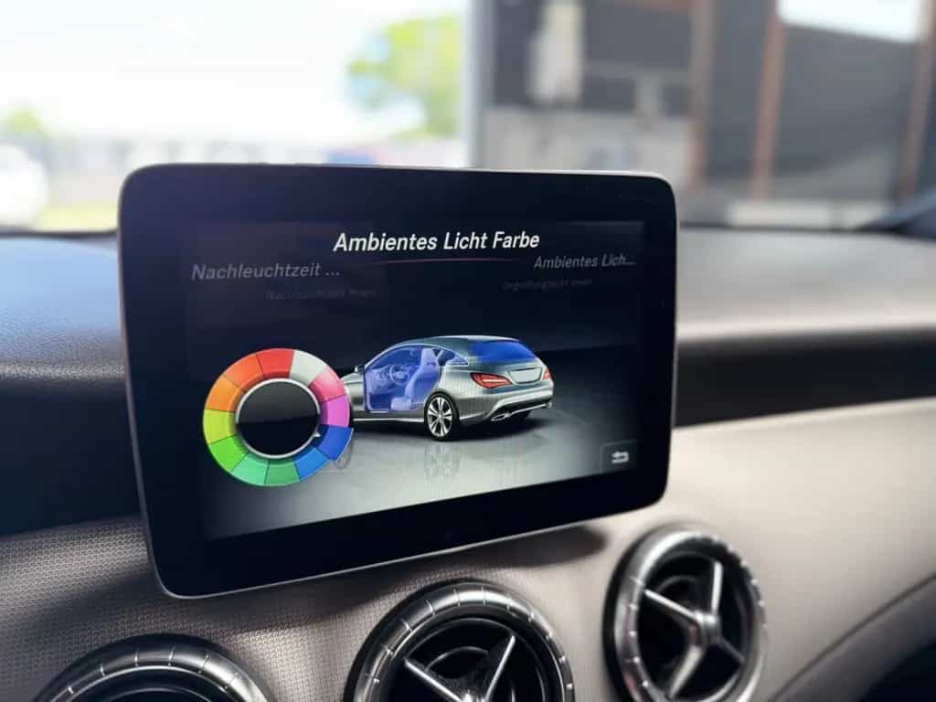 Mercedes-Benz CLA 220 Shooting Brake CLA 220 4MATIC/SB/PANO/DISTRONIC+ 08/2017-photo-34