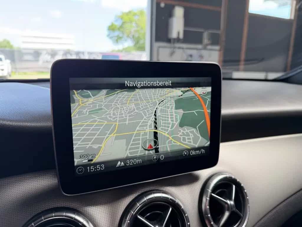 Mercedes-Benz CLA 220 Shooting Brake CLA 220 4MATIC/SB/PANO/DISTRONIC+ 08/2017-photo-35