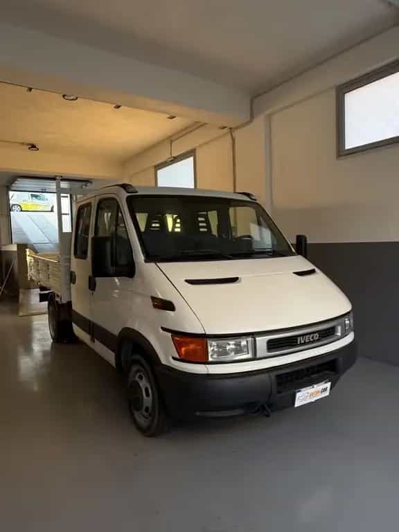 Iveco Daily 35C12 01/2002-photo-1