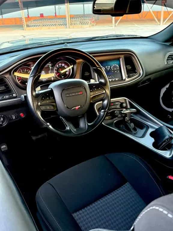 Dodge Challenger 12/2021-photo-4
