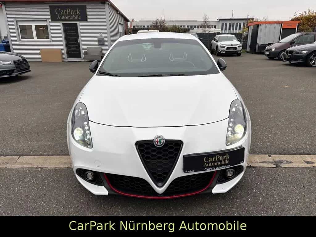 Alfa Romeo Giulietta Veloce 241 PS Automatik 04/2016-photo-1