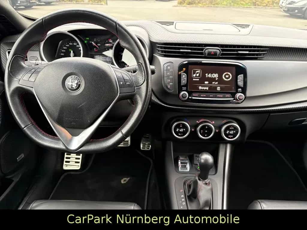 Alfa Romeo Giulietta Veloce 241 PS Automatik 04/2016-photo-12
