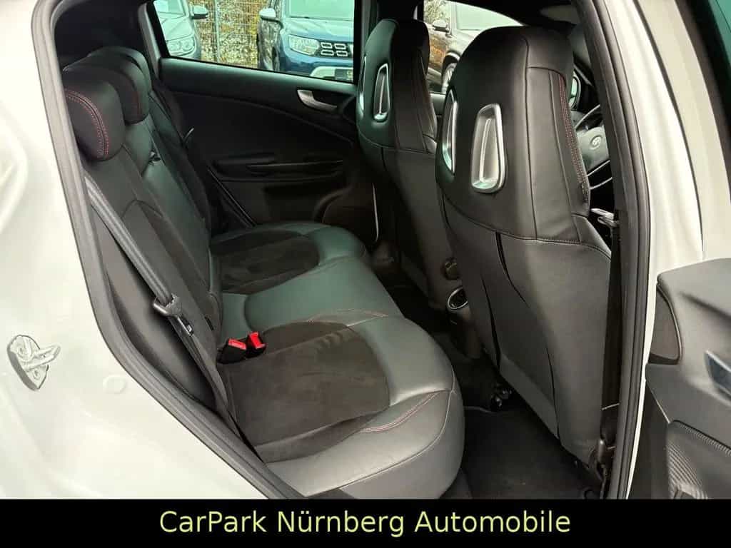 Alfa Romeo Giulietta Veloce 241 PS Automatik 04/2016-photo-16