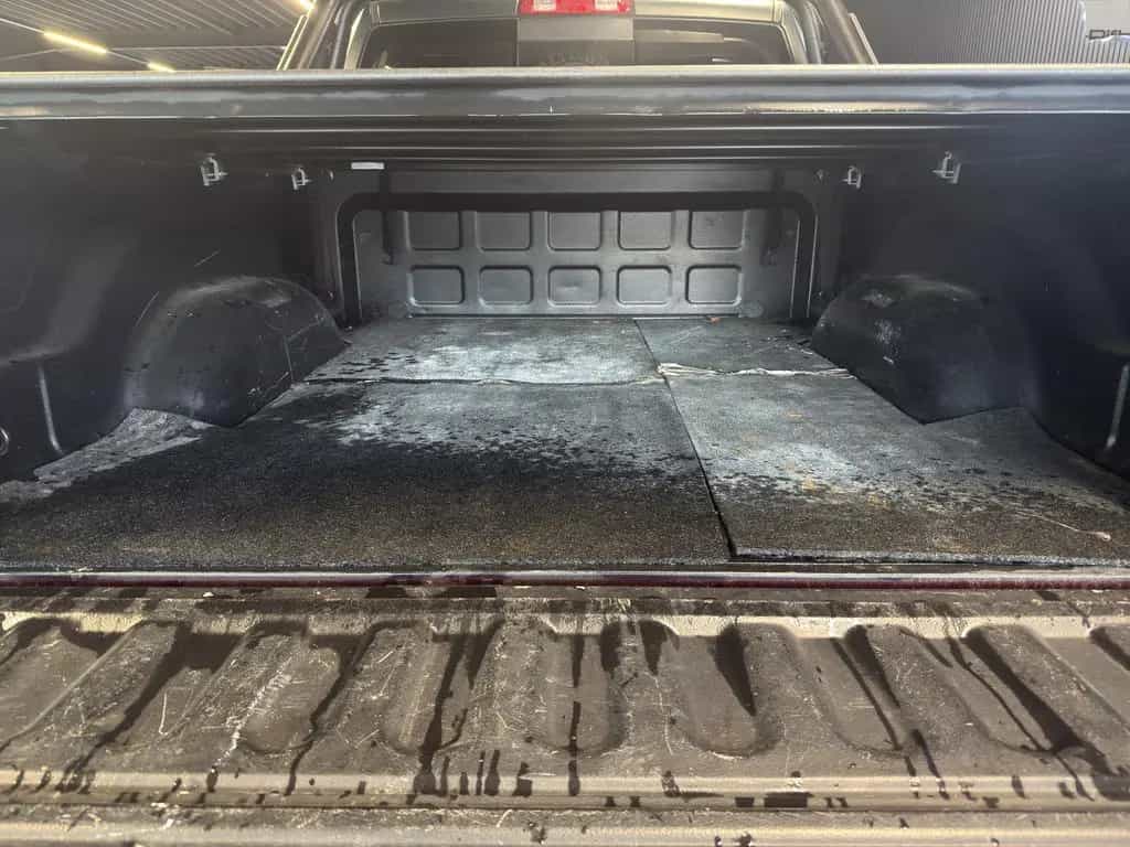 Dodge RAM 4X4 DOKA Leder/keyless/Kamera/AHK/FoliertGrü 02/2020-photo-10