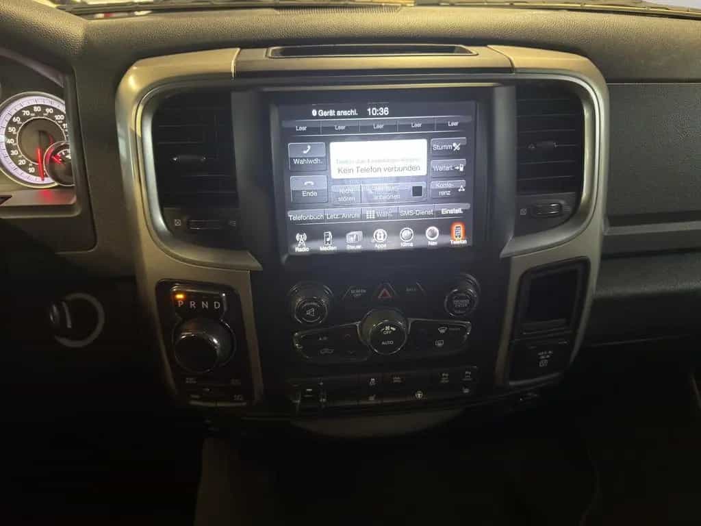 Dodge RAM 4X4 DOKA Leder/keyless/Kamera/AHK/FoliertGrü 02/2020-photo-13