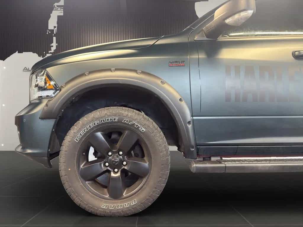 Dodge RAM 4X4 DOKA Leder/keyless/Kamera/AHK/FoliertGrü 02/2020-photo-6
