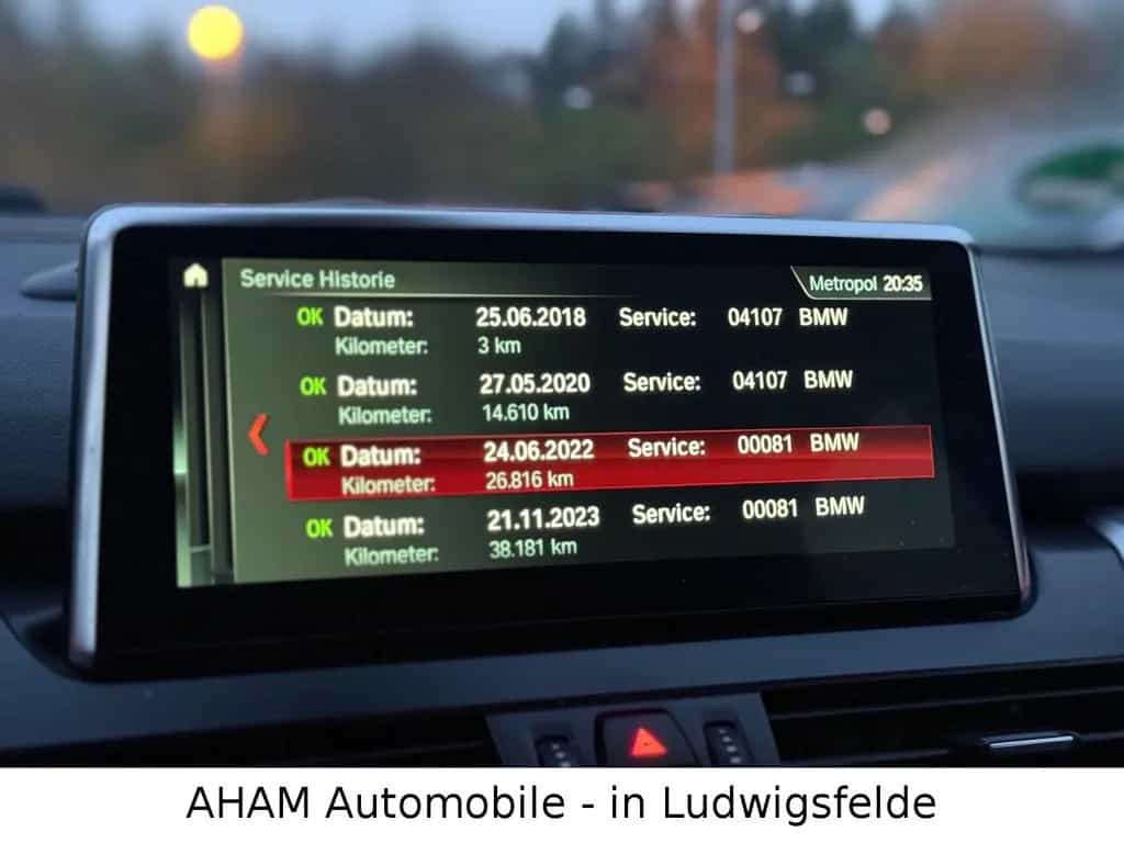 BMW 2 Series 225i xDrive Active Tourer Luxury Line|PANO|H-K 06/2018-photo-18