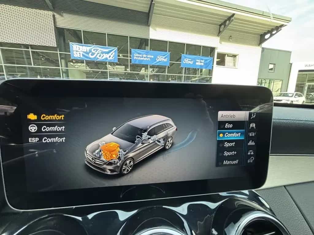Mercedes-Benz C-Class 300 d 4MATIC AMG-Line *Night-Paket*Burmester*C 01/2021-photo-13