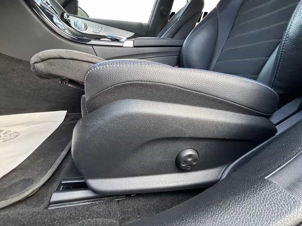 Mercedes-Benz C-Class 300 d 4MATIC AMG-Line *Night-Paket*Burmester*C 01/2021-photo-5