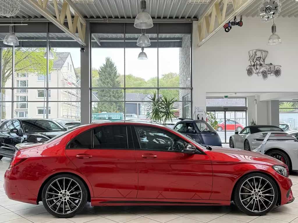 Mercedes-Benz C 250 C250 AMG Line*NAVI*Night*PANO*LEDER*BURM*LEDER* 06/2018-photo-1