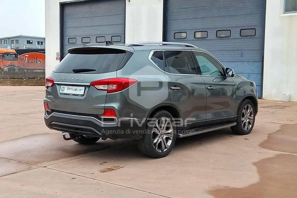 Ssangyong REXTON SSANGYONG Rexton 2.2 4WD Icon aut. 03/2018-photo-4