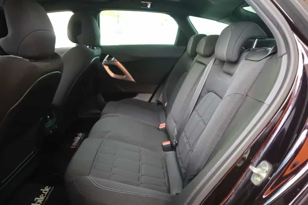 Citroën DS5 * 2.0 BLUE-HDI* HUD* TEMPOMAT* PANORAMA* PDC 12/2016-photo-26