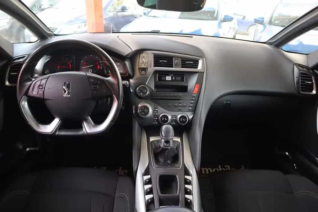 Citroën DS5 * 2.0 BLUE-HDI* HUD* TEMPOMAT* PANORAMA* PDC 12/2016-photo-31