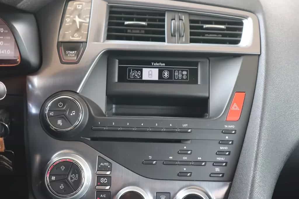 Citroën DS5 * 2.0 BLUE-HDI* HUD* TEMPOMAT* PANORAMA* PDC 12/2016-photo-33