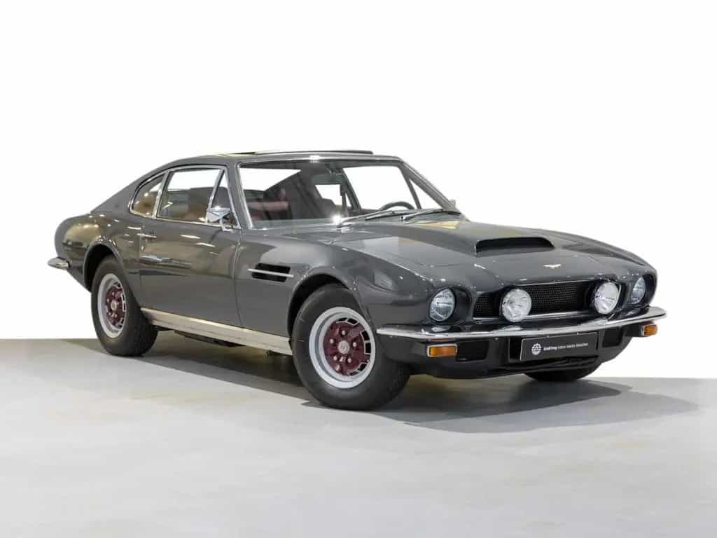 Aston Martin V8 01/1977-photo-0