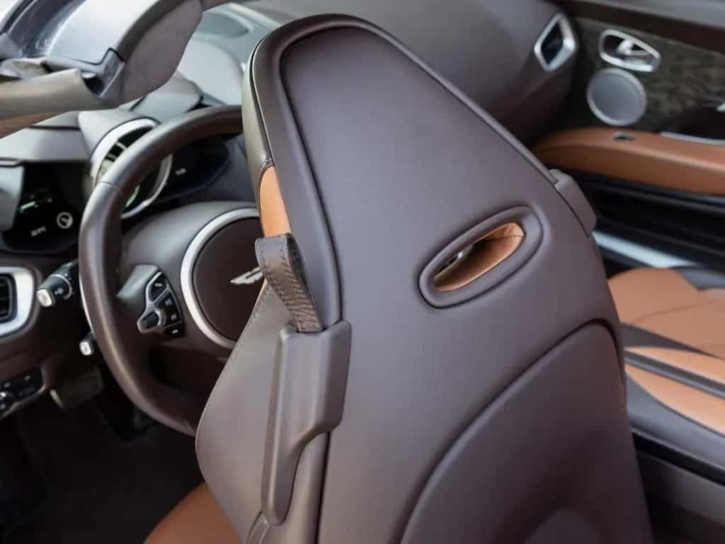 Aston Martin DBS Superleggera Volante -Berwick Bronze- 12/2020-photo-21