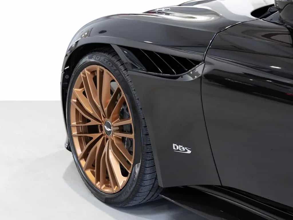 Aston Martin DBS Superleggera Volante -Berwick Bronze- 12/2020-photo-8
