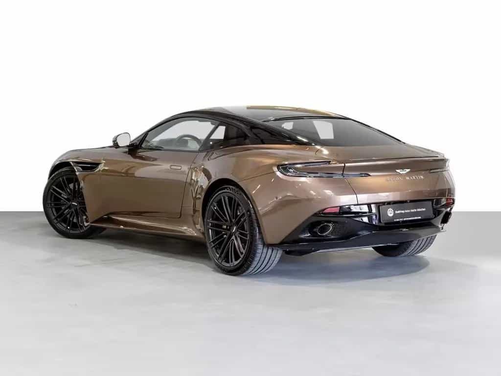 Aston Martin DB12 Coupe -Magneto Bronze- null-photo-1
