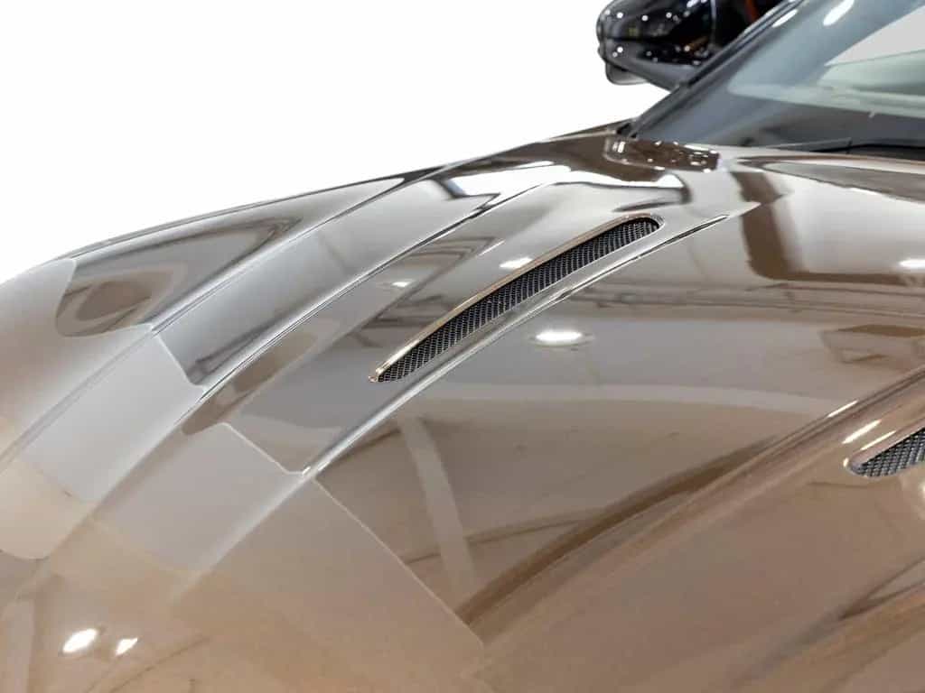 Aston Martin DB12 Coupe -Magneto Bronze- null-photo-10