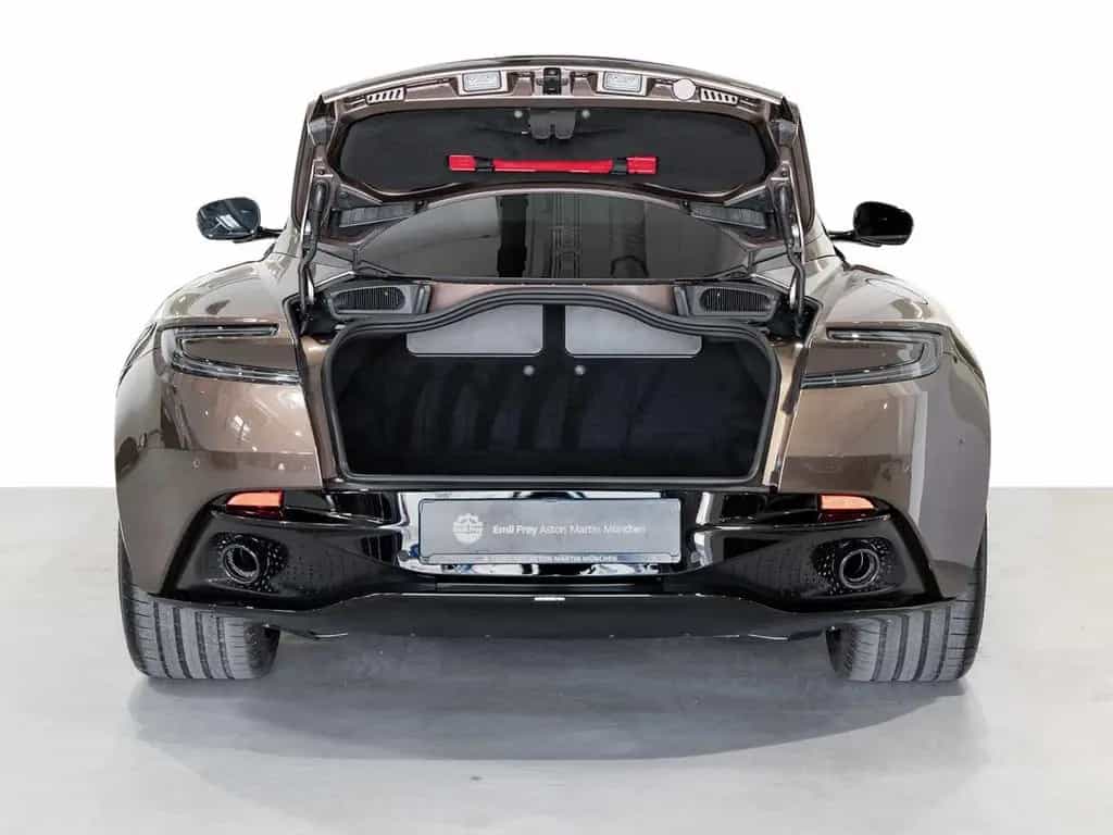 Aston Martin DB12 Coupe -Magneto Bronze- null-photo-13