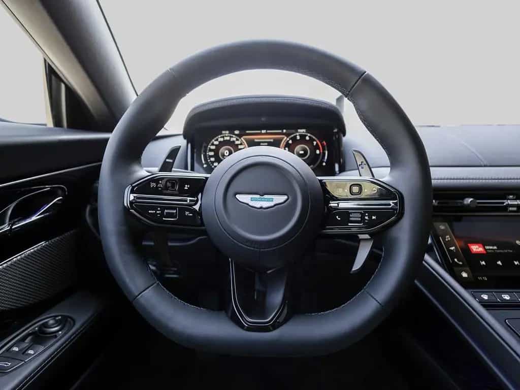 Aston Martin DB12 Coupe -Magneto Bronze- null-photo-25