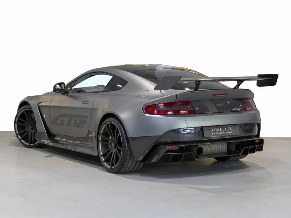 Aston Martin V12 Vantage -GT12- No. 91 / 100 01/2016-photo-1
