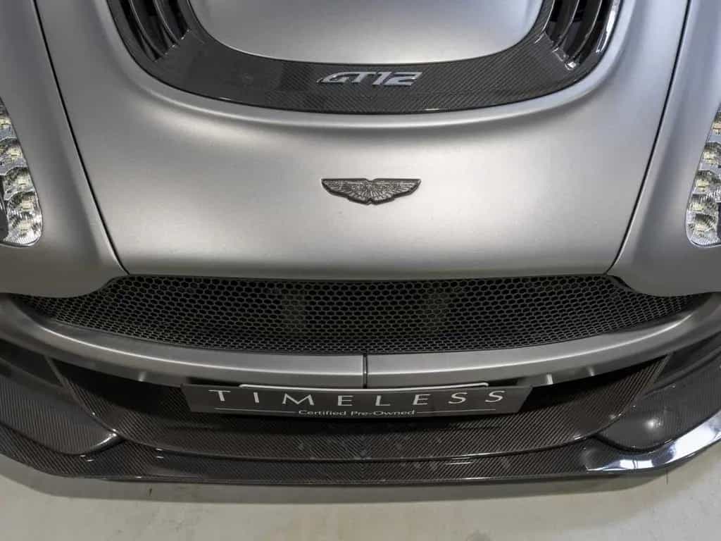 Aston Martin V12 Vantage -GT12- No. 91 / 100 01/2016-photo-11