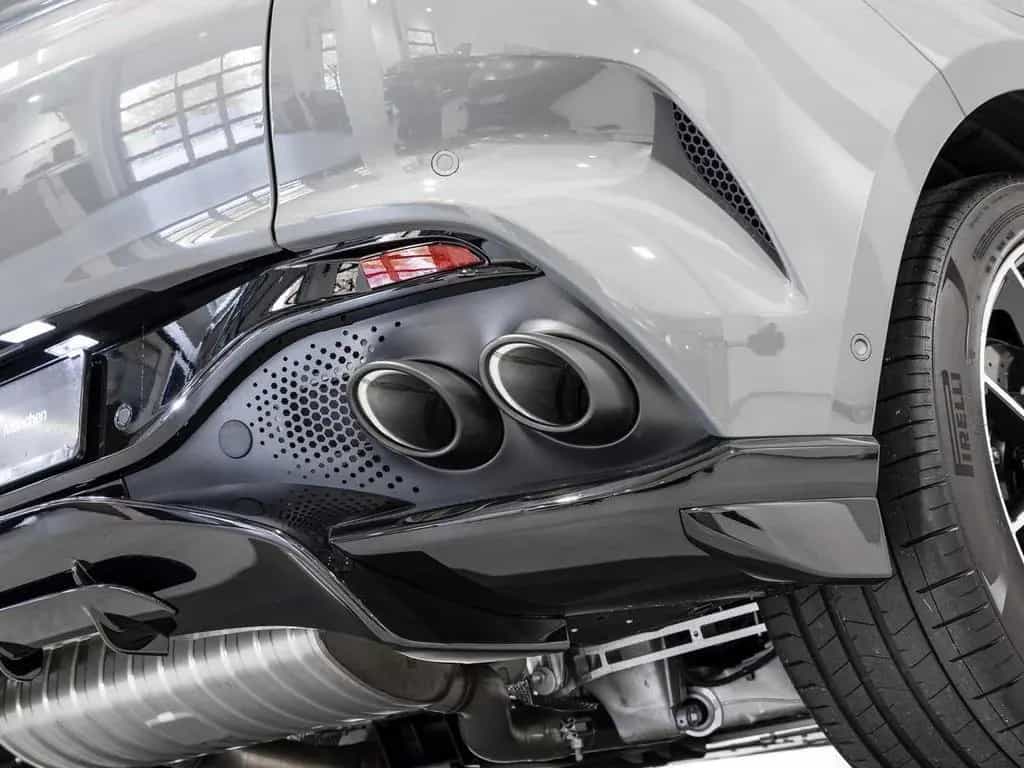Aston Martin DBX 707 -China Grey- null-photo-12