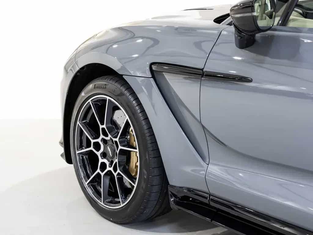 Aston Martin DBX 707 -China Grey- null-photo-8