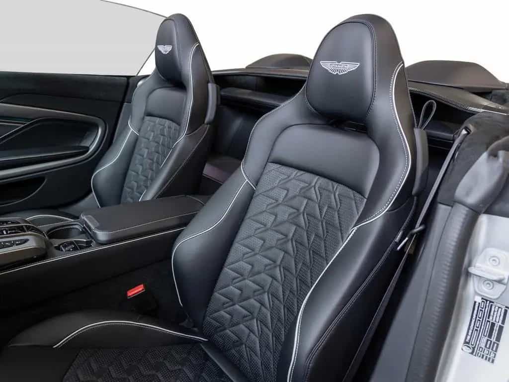 Aston Martin Vanquish Volante -Aluminite Silver- null-photo-17