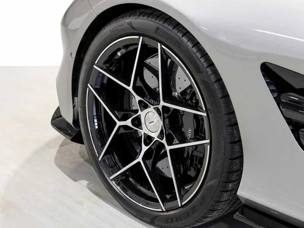 Aston Martin Vanquish Volante -Aluminite Silver- null-photo-3