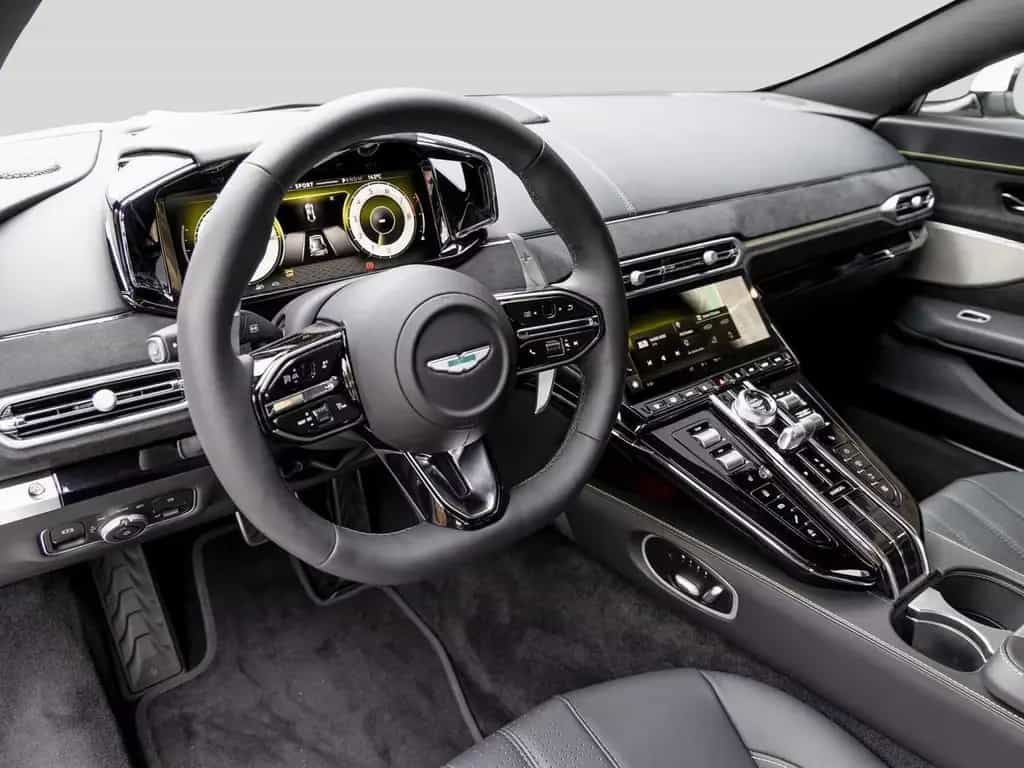 Aston Martin V8 Vantage -Lunar White- null-photo-2