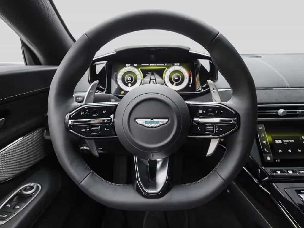 Aston Martin V8 Vantage -Lunar White- null-photo-22