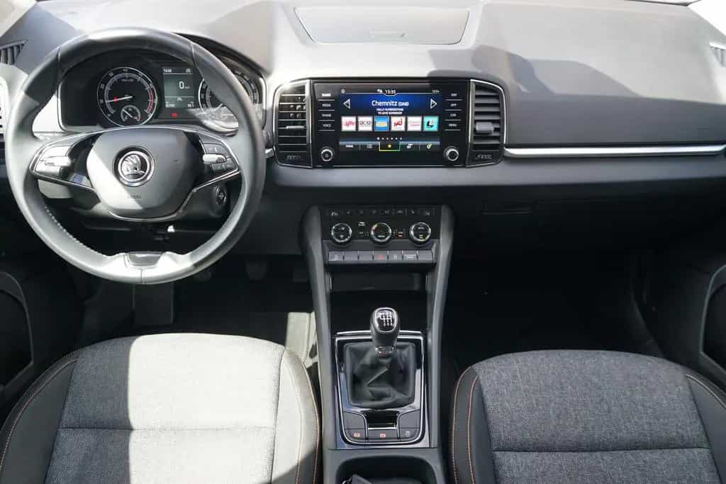Skoda Karoq 1.5 TSI Clever LED SmartLink Tempomat DAB 07/2022-photo-10