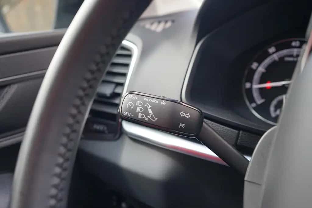 Skoda Karoq 1.5 TSI Clever LED SmartLink Tempomat DAB 07/2022-photo-23