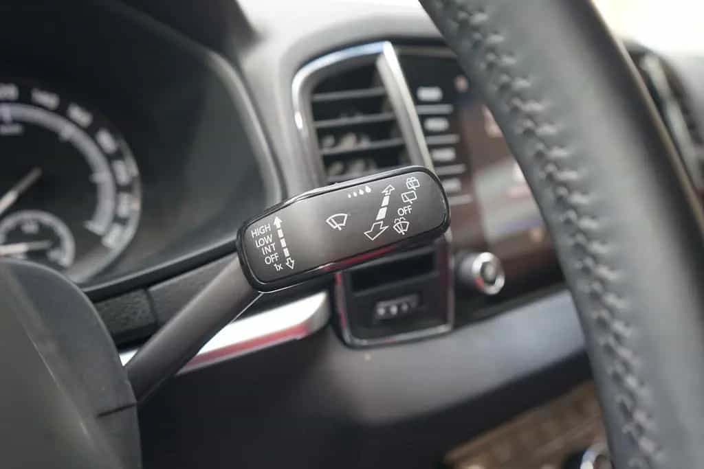 Skoda Karoq 1.5 TSI Clever LED SmartLink Tempomat DAB 07/2022-photo-24