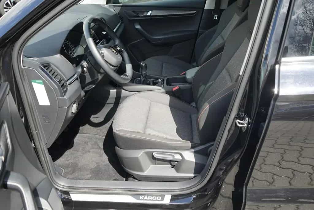 Skoda Karoq 1.5 TSI Clever LED SmartLink Tempomat DAB 07/2022-photo-25