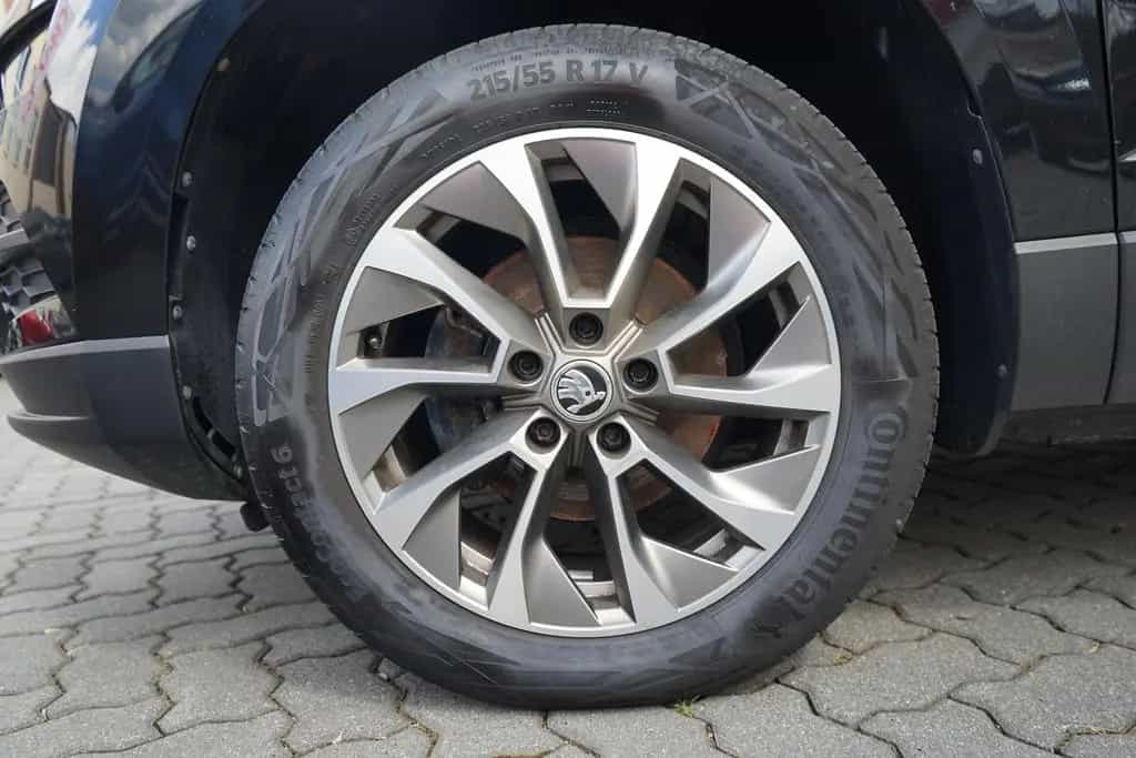 Skoda Karoq 1.5 TSI Clever LED SmartLink Tempomat DAB 07/2022-photo-34