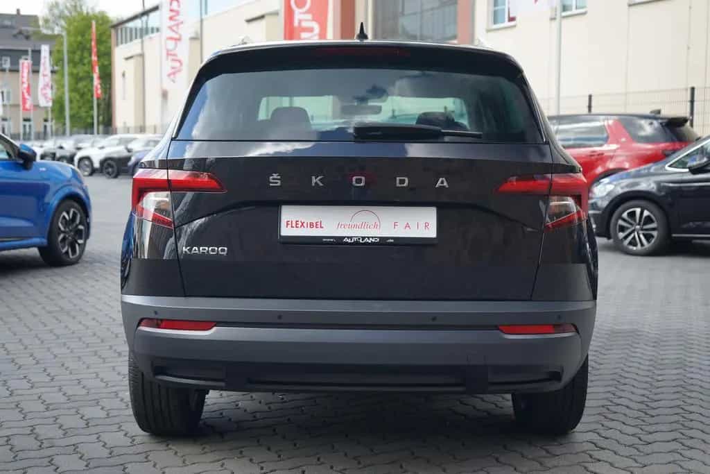 Skoda Karoq 1.5 TSI Clever LED SmartLink Tempomat DAB 07/2022-photo-4
