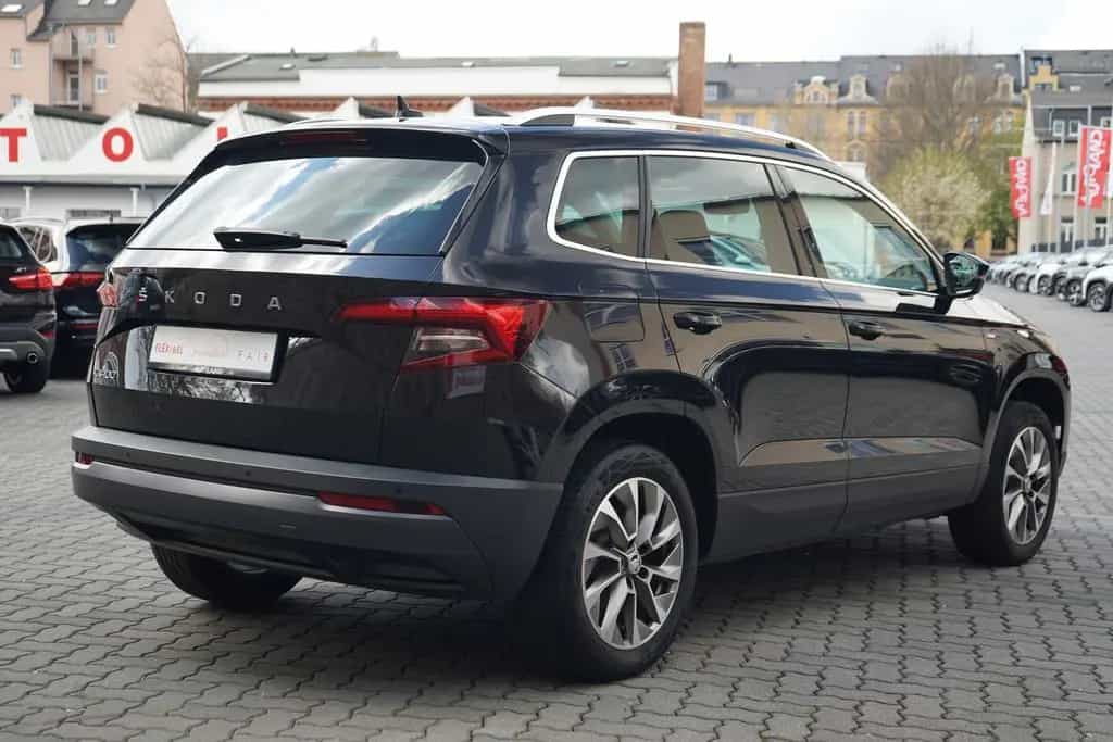 Skoda Karoq 1.5 TSI Clever LED SmartLink Tempomat DAB 07/2022-photo-5