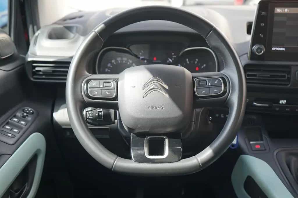 Citroën Berlingo 1.5 Blue-HDi Shine M Navi Panorama AHK 10/2018-photo-11