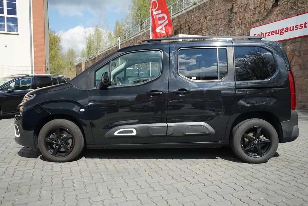 Citroën Berlingo 1.5 Blue-HDi Shine M Navi Panorama AHK 10/2018-photo-2