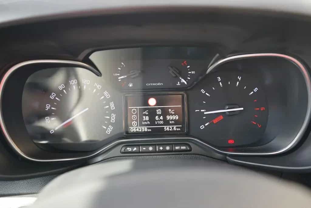 Citroën Berlingo 1.5 Blue-HDi Shine M Navi Panorama AHK 10/2018-photo-20