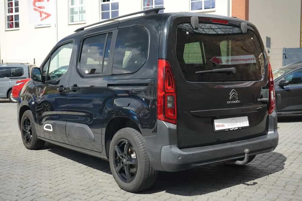 Citroën Berlingo 1.5 Blue-HDi Shine M Navi Panorama AHK 10/2018-photo-3